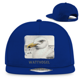 Snapback Rapper Cap Nordsee Möwe mit Strand und Touristen im Hintergrund