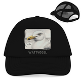 Retro Trucker Cap Nordsee Möwe mit Strand und Touristen im Hintergrund