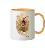 Löwe mit aufgerissenem Maul in Stofftier-Optik - Tasse zweifarbig